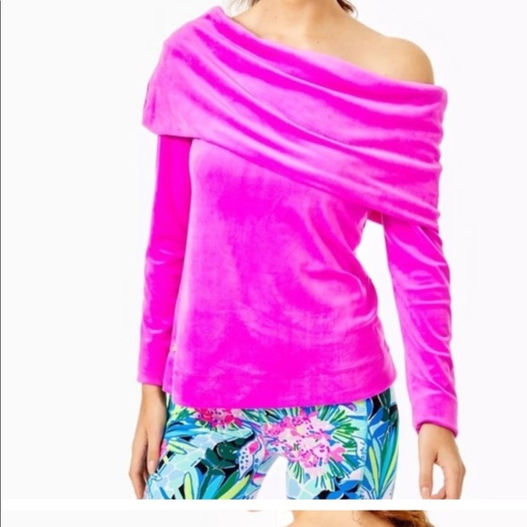 LILLY PULITZER Size M Belinda off the shoulder / one shoulder velour sweatshirt - Picture 4 of 12